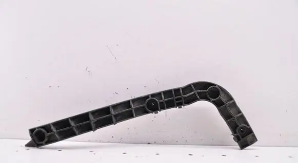 Suzuki Grand Vitara II Rear bumper mounting bracket