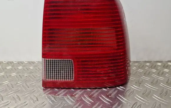 Volkswagen PASSAT B5 Rear/tail lights 3B5945096F