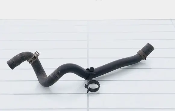 BMW 5 E60 E61 Engine coolant pipe/hose 64216910757 64216910