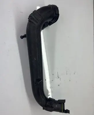 Volkswagen Golf VII Intercooler hose/pipe 04E145673P 18022020 4012472P