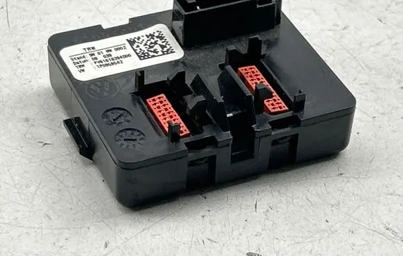 Volkswagen Golf V Other control units/modules 1P0959542 61657351 PV61618394D00