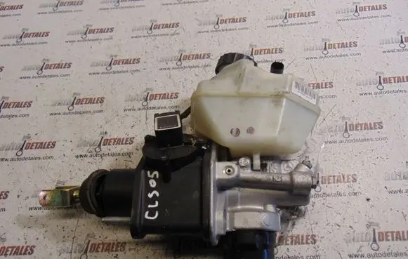 Mercedes-Benz CLS C219 Master brake cylinder A2114300302