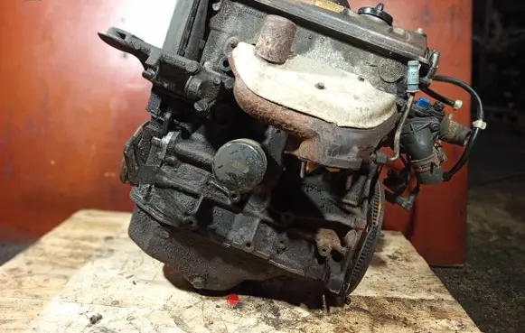 Volkswagen Golf II Engine NZ183011