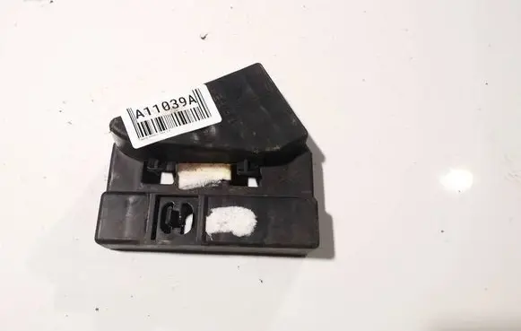 Toyota Avensis T250 Other exterior part 6773205010 67732-05010