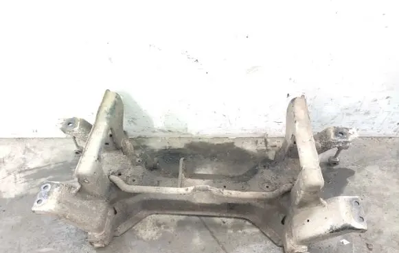 Volkswagen Transporter - Caravelle T4 Front subframe
