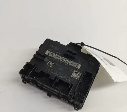 Porsche Cayenne (9Y0 9Y3) Door control unit/module 4M1959593D