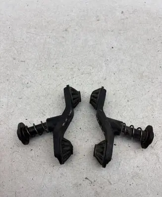 Saab 9-5 Radiator mount bracket 4577722