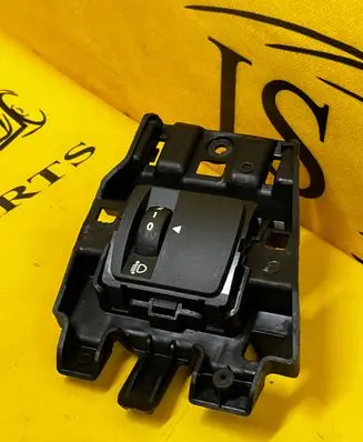 Dacia Sandero III Light switch 251902972R