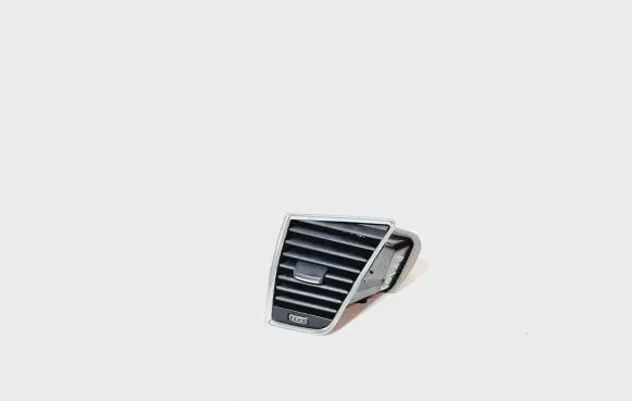 Audi Q5 SQ5 Dashboard side air vent grill/cover trim 8R1820901