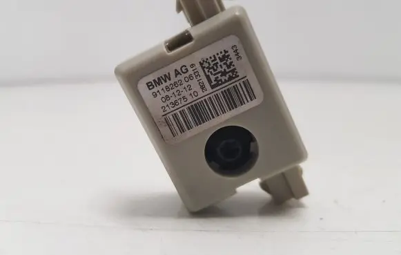 Antenna control unit