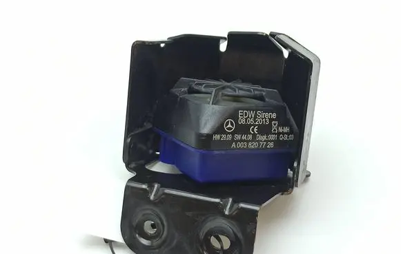 Mercedes-Benz SLK R172 Alarm system siren A0038207726