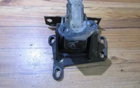 Ford Mondeo MK I Engine mount bracket 93bb7m124b6