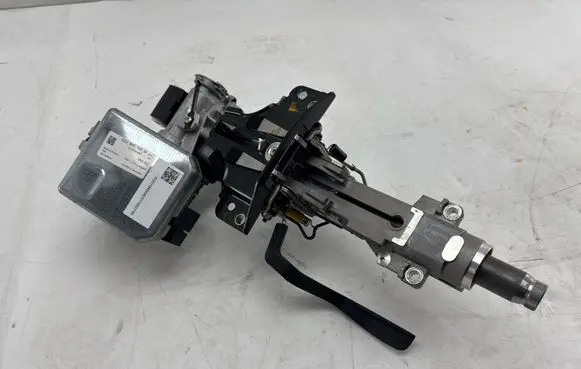 Steering wheel axle set