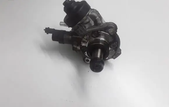 Fuel injection high pressure pump