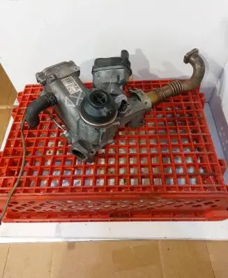 Audi A7 S7 4G EGR valve cooler 059131515BE 059131508S 00079356