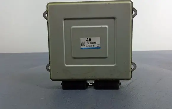 Mazda 3 I Engine control unit/module ECU LF5018881G
