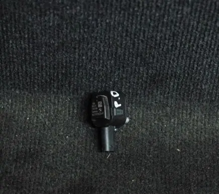 BMW 5 F10 F11 Airbag deployment crash/impact sensor 9224178