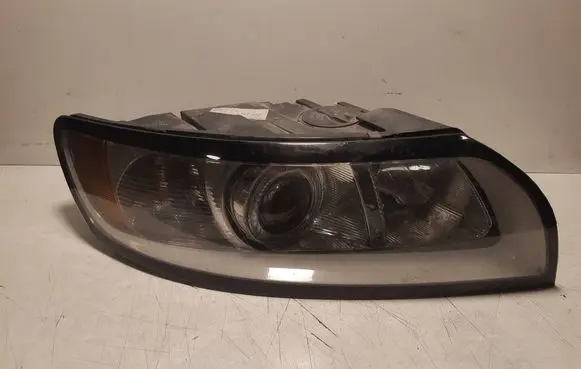 Volvo V50 Headlight/headlamp 07102110