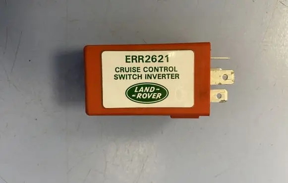 Land Rover Range Rover P38A Cruise control relay ERR2621