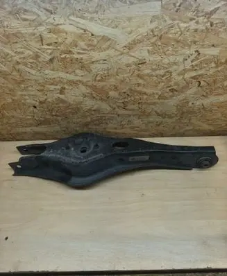 Rear upper control arm/wishbone