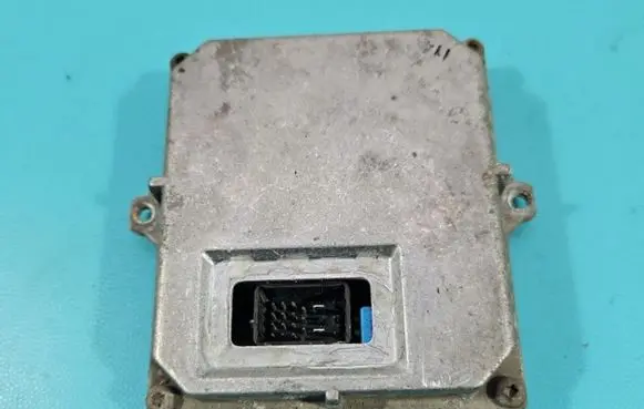 Volkswagen Golf V Headlight ballast module Xenon 1307329086 IMPRK1409366