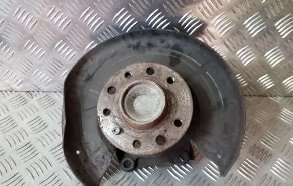 Opel Zafira A Rear wheel hub