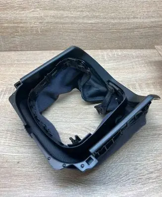 Steering wheel column trim