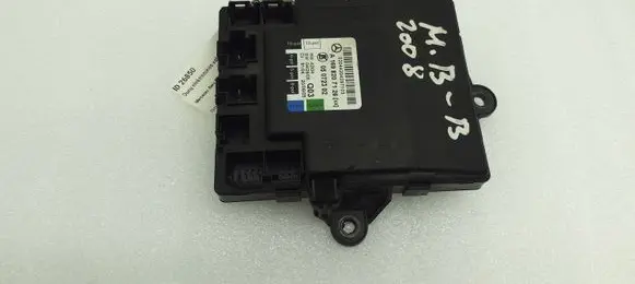 Mercedes-Benz B W245 Door control unit/module A1698207126