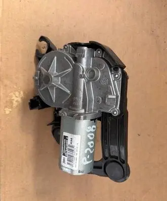 Peugeot 2008 I Window wiper relay