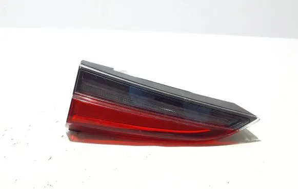 Skoda Kamiq Tailgate rear/tail lights 658945308