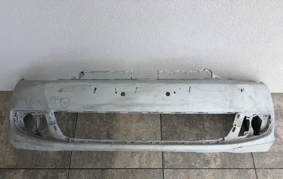 Volkswagen Golf VI Front bumper 1K9807221