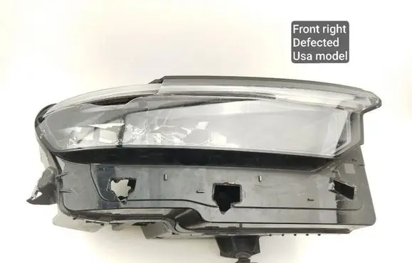 Jeep Grand Cherokee WL Headlight/headlamp 68606228AA