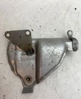 Volkswagen Golf Sportsvan Heat shield in engine bay 04E253041