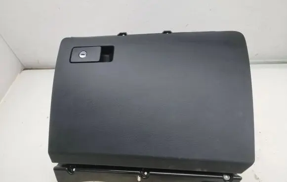 Volkswagen PASSAT B7 Glove box 3AB8570971QB 3C1857114E 3C1857101L