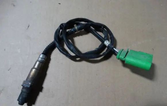 Audi A4 S4 B9 8W Lambda probe sensor 06C906265A