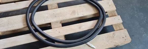 Chrysler Pacifica Front door rubber seal 