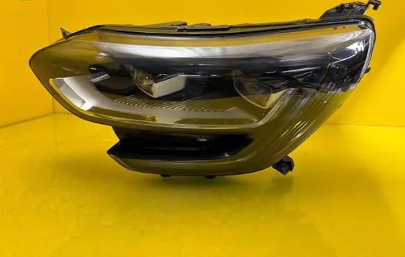 Renault Megane IV Headlight/headlamp 260601093R