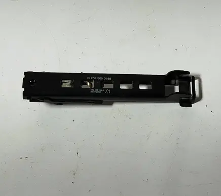 Mercedes-Benz A W168 Seat belt adjustment rail 2028600188 2033600188 560446504A