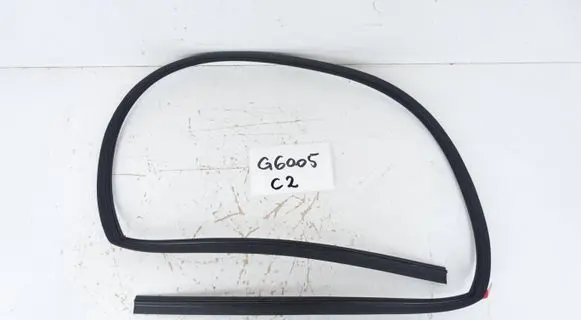 Toyota RAV 4 (XA50) Rubber seal tailgate window/glass 7557542040