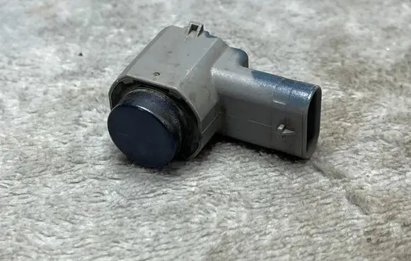 Volkswagen PASSAT B8 Rear glass lock/latch C266 3C0919275P