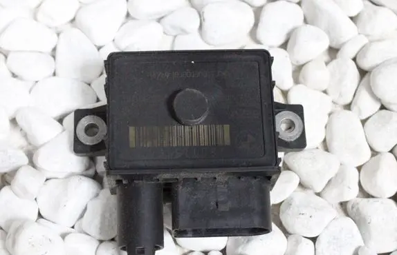 BMW X5 E70 Glow plug pre-heat relay 7800156