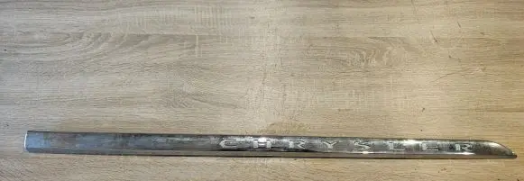 Chrysler Town u0026 Country V Front door trim (molding) 5002377RH 05182598AA