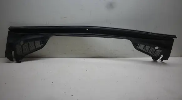 Peugeot 308 SW Wiper trim 9673257380