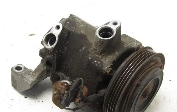 Suzuki Swift III Air conditioning (A/C) compressor (pump) 4472803593