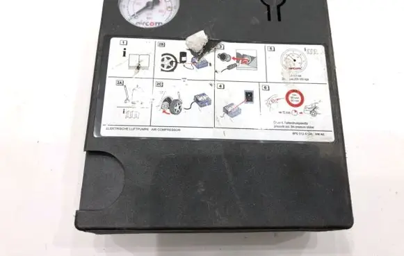 Audi A6 S6 C7 4G Tire air pump compressor 8P0012615A