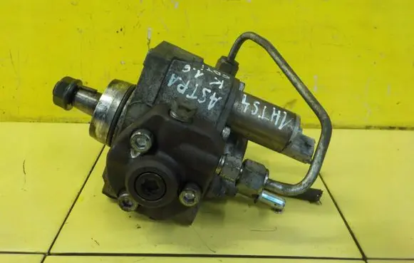 Opel Astra K Fuel injection high pressure pump 55495429