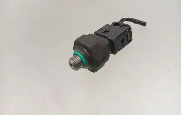 Air conditioning (A/C) pressure sensor