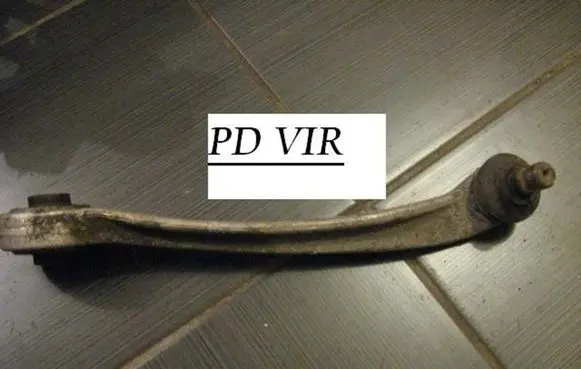 Volkswagen PASSAT B5.5 Front lower control arm/wishbone 8D0407507E