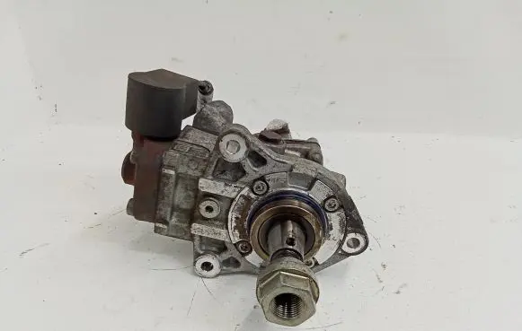 Toyota Hilux (AN120, AN130) Fuel injection high pressure pump 221000E010
