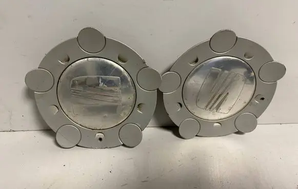 Seat Toledo III (5P) Original wheel cap 5P0601149B